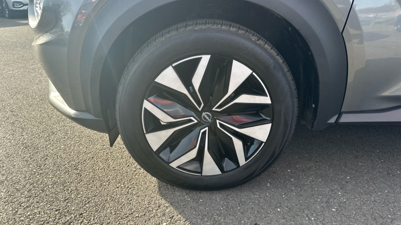 Nissan Juke 1.0 DiG-T 114 Acenta 5dr Petrol Hatchback